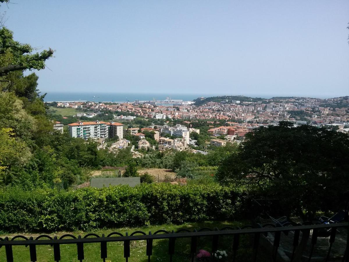 Bed and Breakfast D'Ago48 Ancona Exterior foto