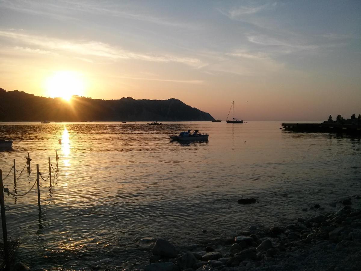 Bed and Breakfast D'Ago48 Ancona Exterior foto